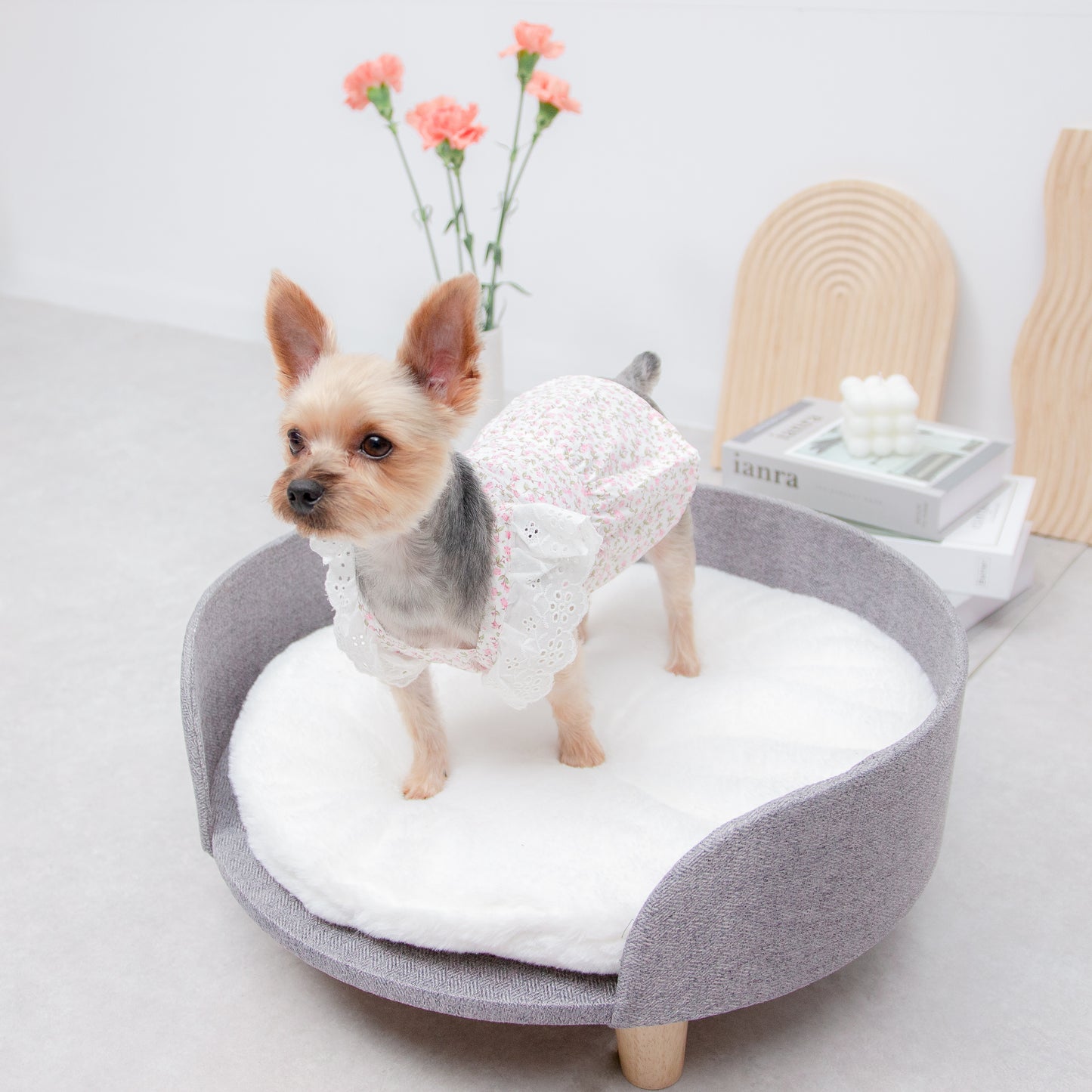 小花柄レースワンピース