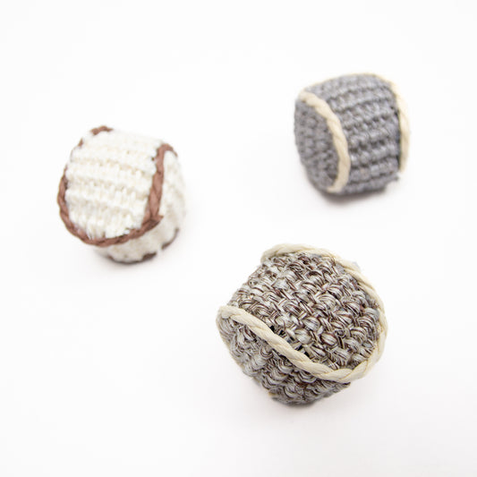 ねこちゃん麻ボール