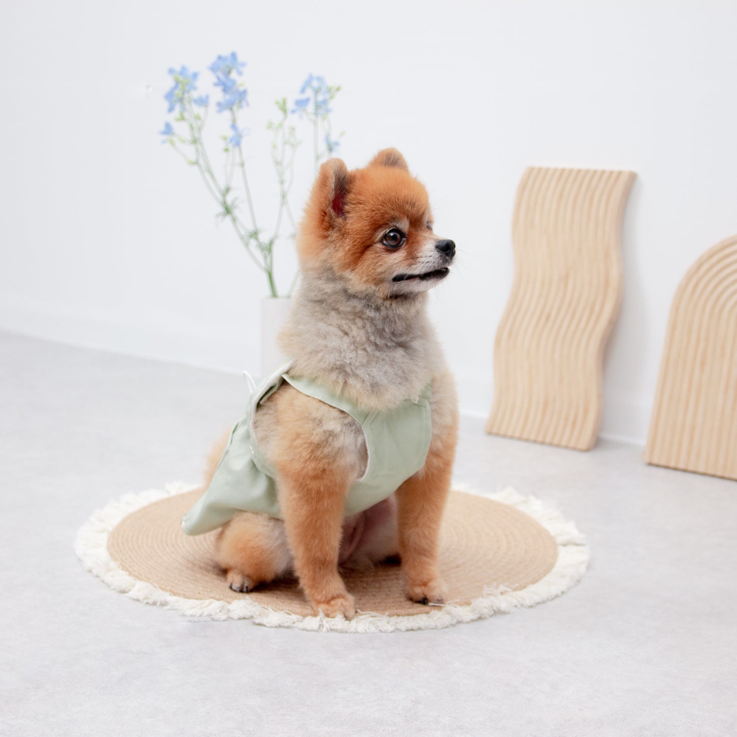 花柄刺繍エプロンワンピース