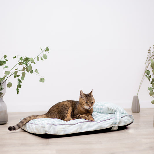 ギンガムチェックベッド