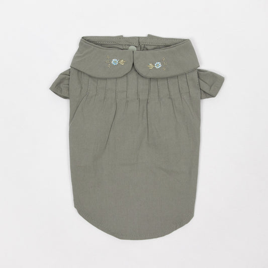 丸襟フラワー刺繍シャツ